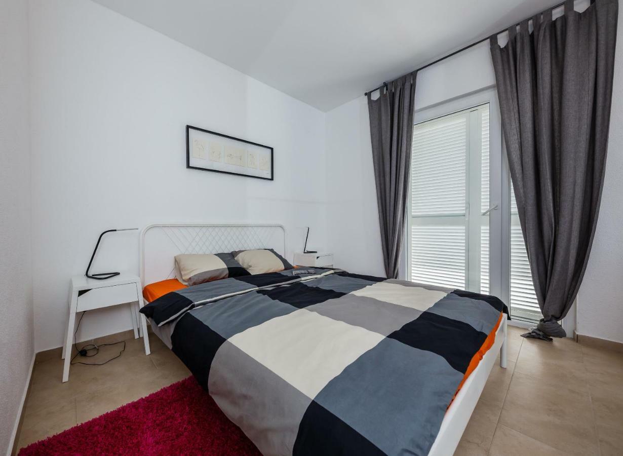 Apartments Vila Vlasta Йелса Екстериор снимка