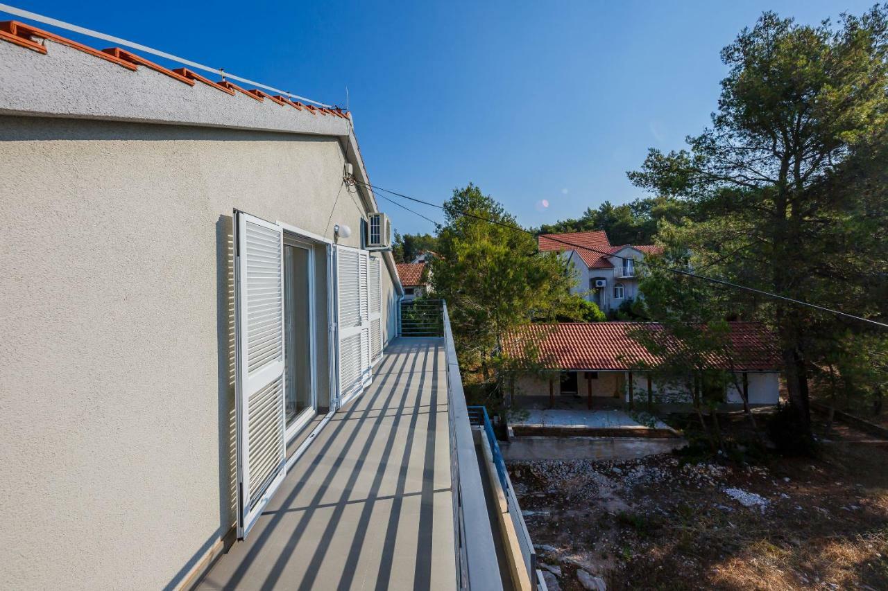 Apartments Vila Vlasta Йелса Екстериор снимка